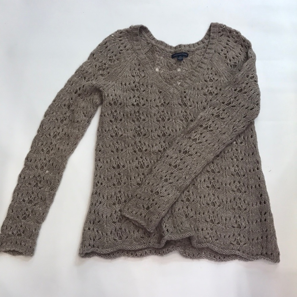 American Eagle sweater